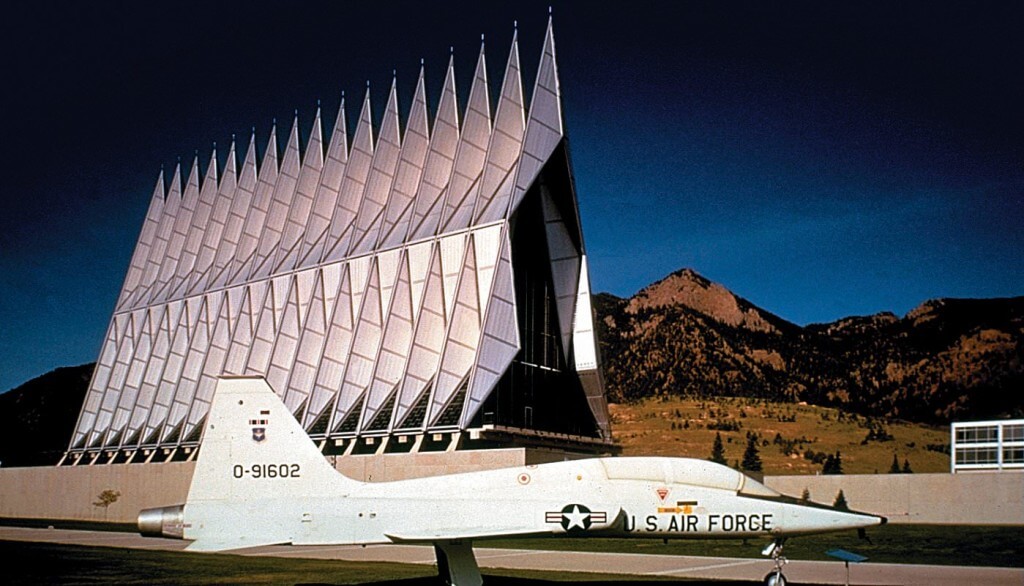 cadet-chapel-united-states-air-force-academy-landmark-small-colleges