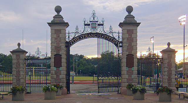 francis-field-washington-university-landmark-small-colleges