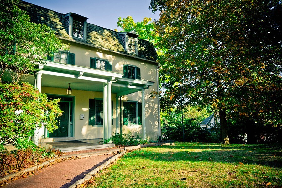 peale-house-landmark-small-colleges