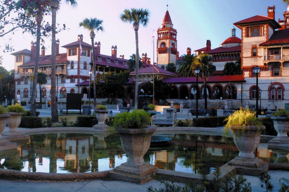 ponce-de-leon-hotel-flagler-college-landmark-small-colleges