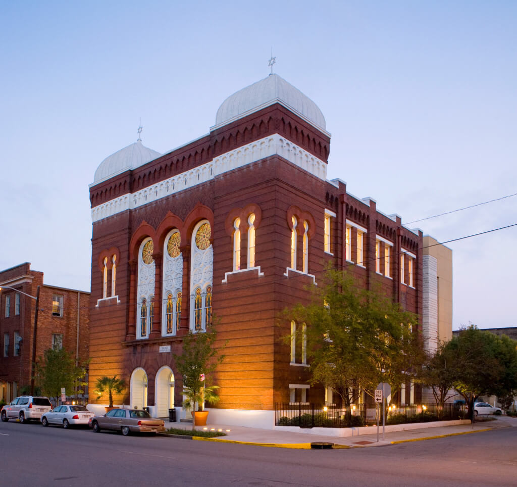 student-center-savannah-college-of-art-and-design-landmark-small-colleges