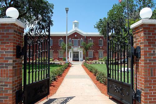 Bethune Cookman University - 30 Online Bachelor’s in Hospitality Management
