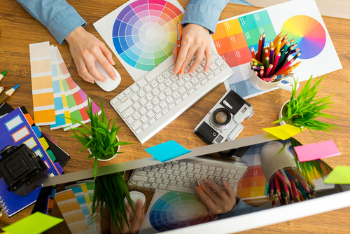 How Important Is a Portfolio in an Online Graphic Designer Bachelor’s Degree Program?