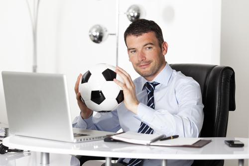 What Are the Differences and Similarities Between a Sports Management Degree and a Business Degree?