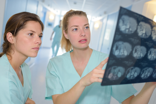 What Is the Best Degree Path to Becoming a Radiologic Technologist?