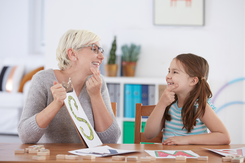 become a speech language pathologist