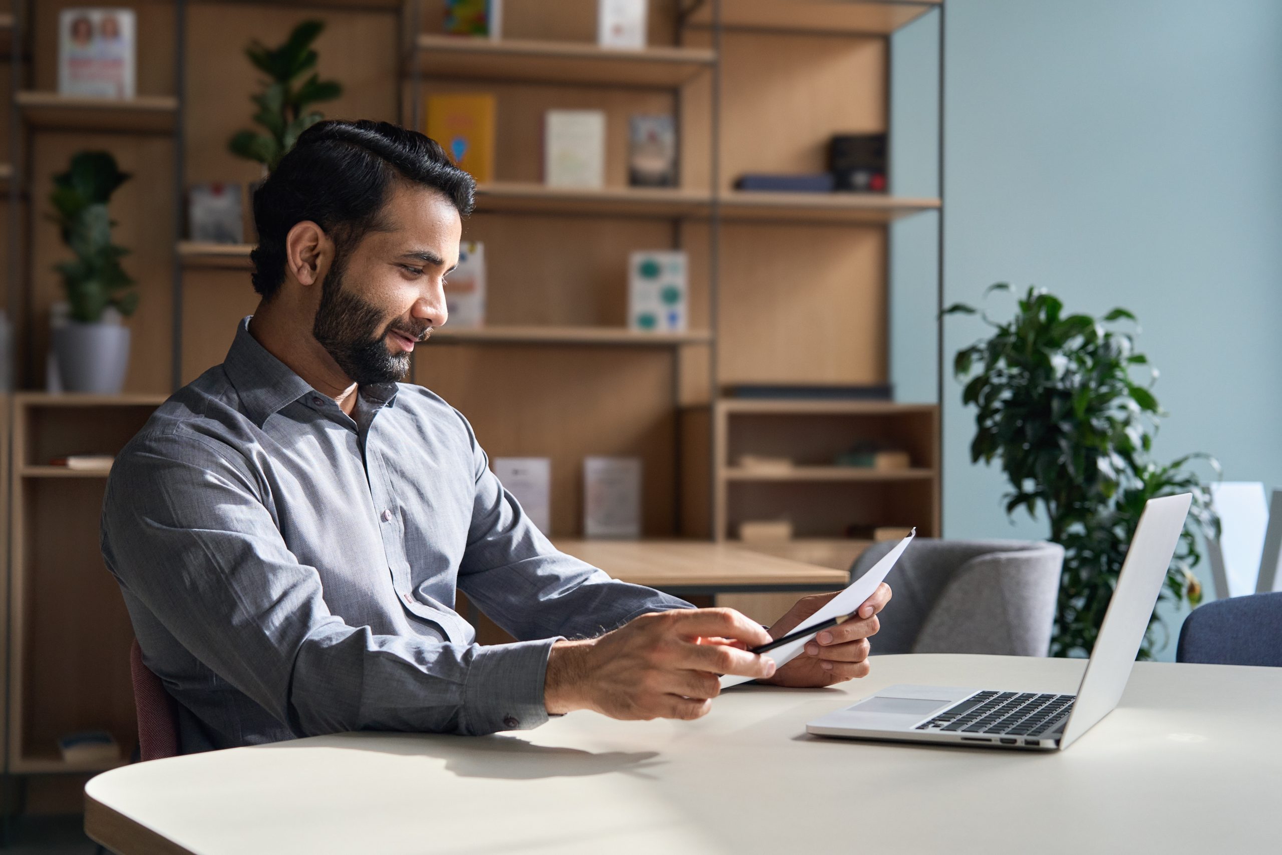 Image of a man studying in college for our FAQ on What is a Concentration in College