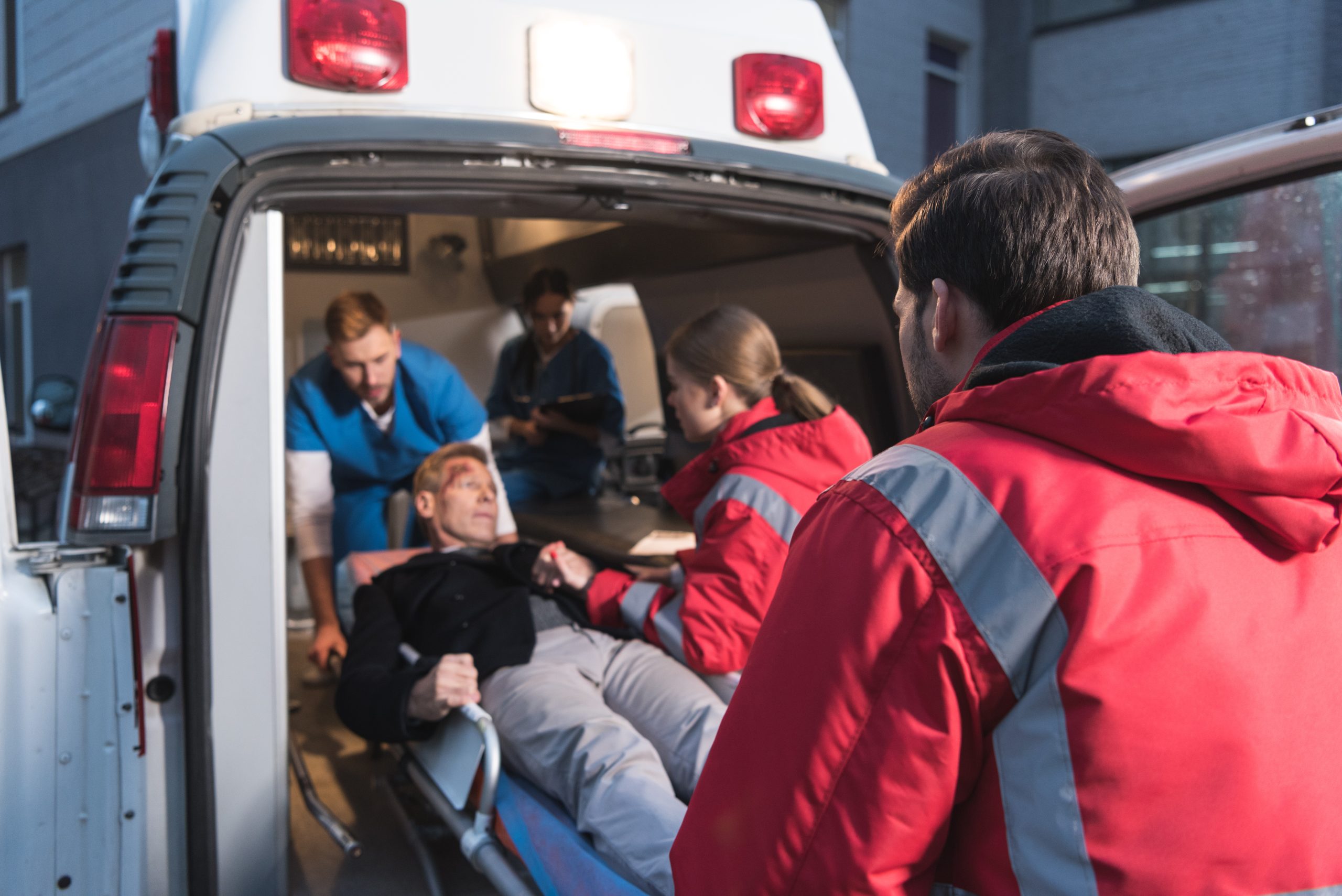 Image of an EMT for our FAQ on What Is the Best Schooling for EMT Jobs